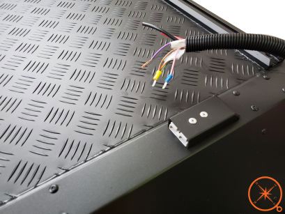 Cabalage électrique déjà préinstallé sur le toit pour panneau solaire