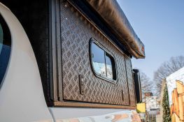 TOYOTA HILUX REVO - CANOPY CAMPER&nbsp; EXTRA CABINE AMÉNAGÉ