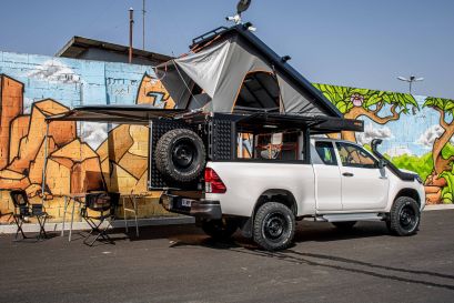 TOYOTA HILUX REVO - CANOPY CAMPER&nbsp; EXTRA CABINE AMÉNAGÉ