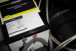 Ford ranger PXII Canopy Camper préparé par equip'raid equipement tout-terrain 4x4 raid bivouac chauffe eau