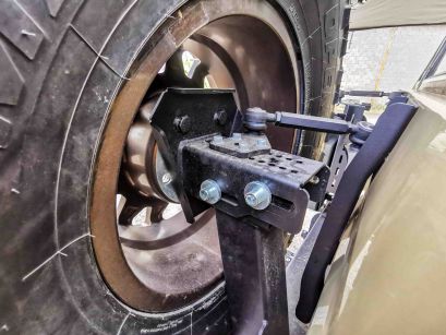 Toyota Land cruiser 78 vdj vdj78 pare chocs arrière detail porte roue