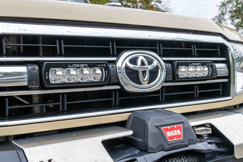 Toyota Land cruiser 78 vdj vdj78 kit d'intégration à la calandre éclairage LAZER