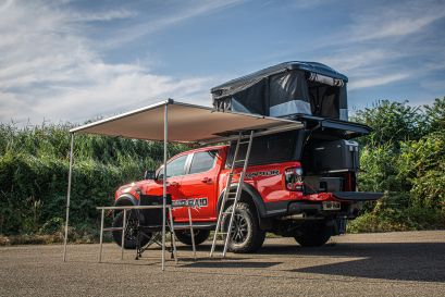 Ford Ranger Raptor Alu-Cab James Baroud préparé par Equip'Raid auvent tunnel tente de toit Odyssey Frontier