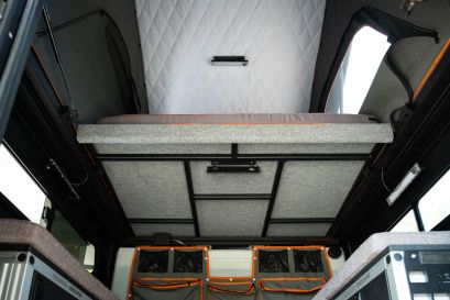 Ford Ranger Raptor 2023 équipé par equip'raid modcap alu-cab couchage