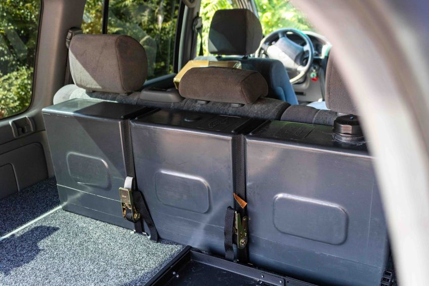 Réservoir d'eau Frontrunner à pan incliné 50L