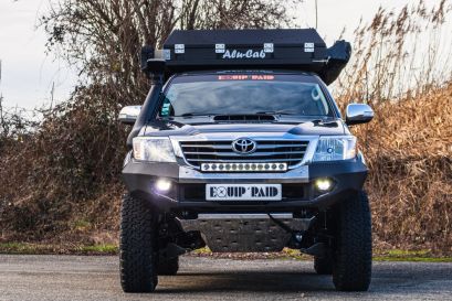 Toyota Hilux Vigo et pare choc Rhino 4x4