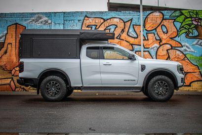 Ford Ranger PXIV Canopy Camper Alu-CAB par Equip'RAid latéral