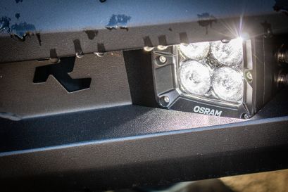 Ford Ranger Raptor préparé par Equip'Raid avec une cellule Khaya Alu-Cab