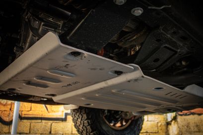 Ford Ranger Raptor préparé par Equip'Raid avec une cellule Khaya Alu-Cab