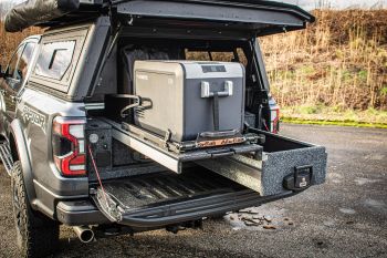 Ford Ranger Raptor 2023 préparé par Equip'Raid tiroirs de rangement ARB