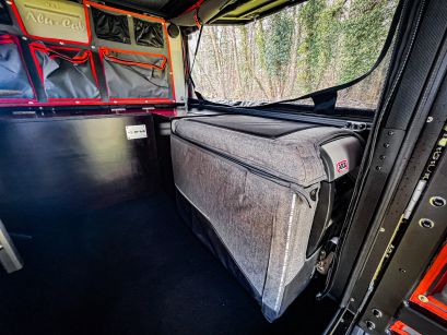 Ford ranger PXII Canopy Camper préparé par equip'raid equipement tout-terrain 4x4 raid bivouac réfrigérateur arb