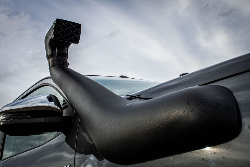 préparation 4x4 equip'raid voyage desert bivouac alsace snorkel toyota hilux revo