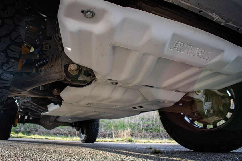 Ford Ranger PXIV préparation tout terrain pick up 4x4 raid bivouac en Alsace Canopy Camper Alu-Cab blindage Rival