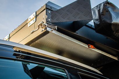 Ford Ranger PXIV préparation tout terrain pick up 4x4 raid bivouac en Alsace support de table