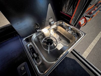 Ford ranger Canopy Camper Alu-Cab préparé par Equip'Raid Mulhouse