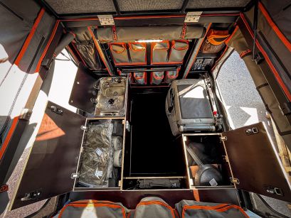 Ford ranger Canopy Camper Alu-Cab préparé par Equip'Raid Mulhouse