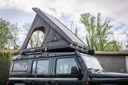 tente de toit Gen 3-R Alu-Cab sur ineos grenadier
