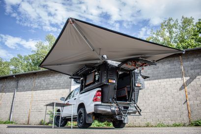 Cellule Khaya ouverte avec auvent ALu-Cab