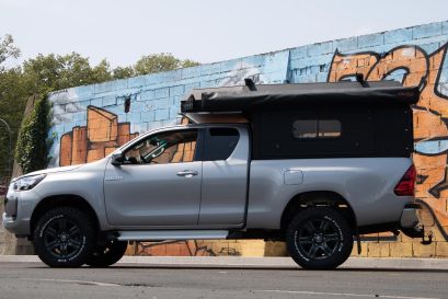 TOYOTA HILUX REVO 2020 CANOPY CAMPER ALUCAB TERRAIN TAMER Equip'Raid
