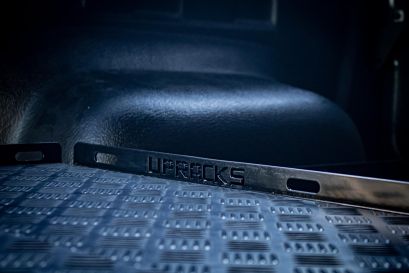 préparation 4x4 alsace par Equip'Raid Toyota Hilux revo professionnel hardtop plateau coulissant pickup