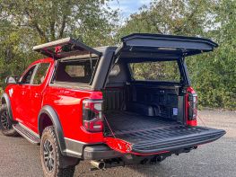 Ford Ranger Raptor 2023 préparé par Equip'Raid Hardtop Contour Alu-Cab