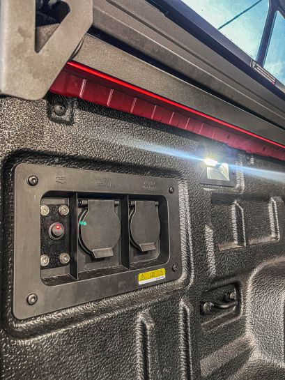 Ford Ranger Raptor 2023 préparé par Equip'Raid Hardtop Contour Alu-Cab