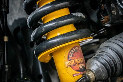 Ford Ranger PXIII préparé par Equip'Raid Hardtop tente de toit équipement 4x4 tout-terrain suspension Terrain Tamer