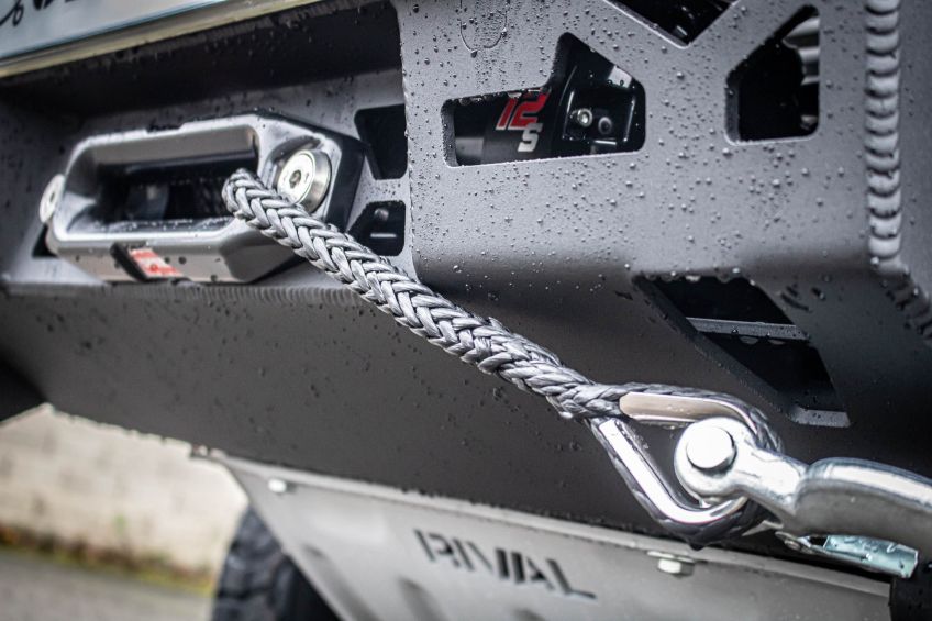 Préparation pick up Ford Ranger PXIII 4x4 tout-terrain par Equip'Raid Canopy Camper treuil Warn Evo 12s