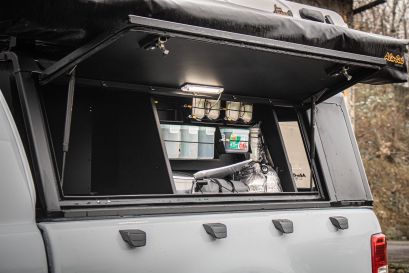 Ford Ranger PXIII préparé par Equip'Raid Hardtop tente de toit James Baroud ouverture latérale