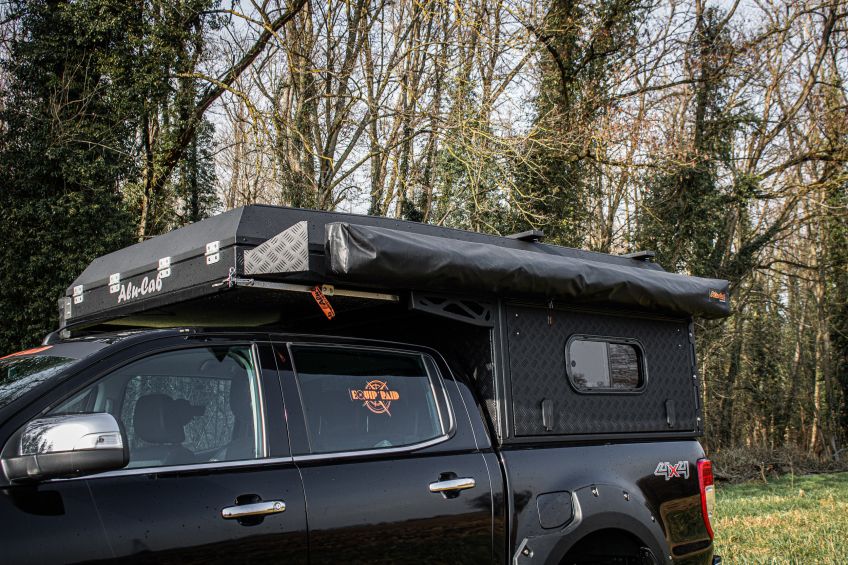 Ford ranger PXII Canopy Camper préparé par equip'raid equipement tout-terrain 4x4 raid bivouac auvent Alu-Cab fermé