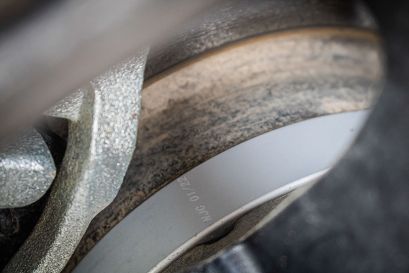 Ford Ranger Raptor bleu préparé par Equip'Raid équipement 4x4 offroad elargisseurs de voies hofmann