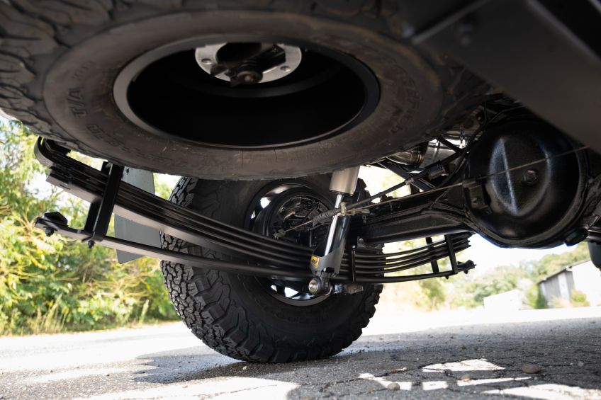 Toyota Land Cruiser 79 2024 facelift version Afrique jantes Evo Corse Equip'Raid Lames Terrain Tamer