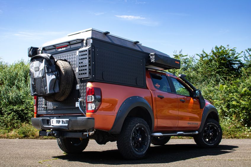 Préparation Ford Ranger PXI tout terrain 4x4 raid offroad avec Canopy Camper