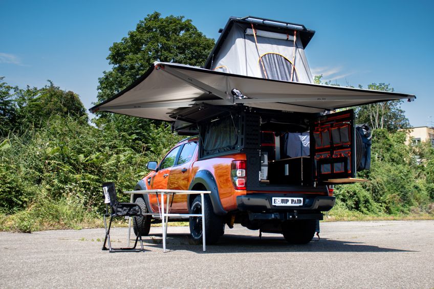 Préparation Ford Ranger PXI tout terrain 4x4 raid offroad avec Canopy Camper Alu-Cab ouvert