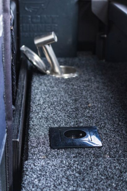 Prise électrique 220V intégrée au kit de finition du tiroir ARB