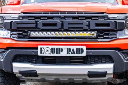 Barre LED Lazer Triple-R16 Gen2 Elite avec kit d'intégration à la calandre