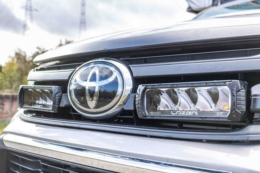 Kit d'intégration à la calandre LAZER Triple-R 750 Elite