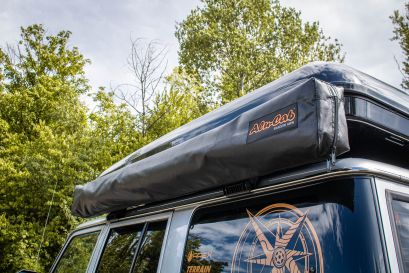 Auvent Alu-Cab dans sa housse