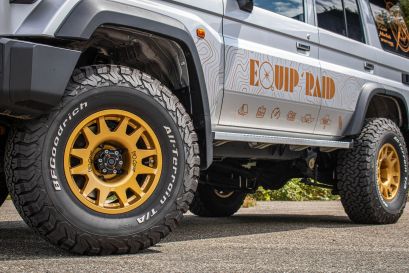 Toyota Land Cruiser 76 avec jantes Evo Corse dakar Zero Equip'Raid Mulhouse