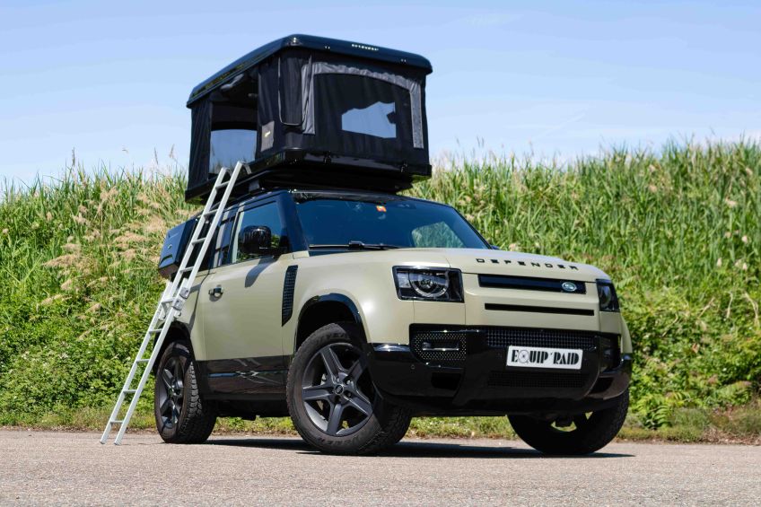 Tente de toit Autohome Airtop 360 Black Storm sur New defender 90