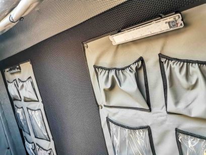 Pochettes de rangement et liseuses dans le modcap family