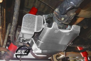 SKI DE PROTECTION NEZ DE PONT ARRIERE A VISSER 8MM POUR TOYOTA LAND CRUISER SERIE 7