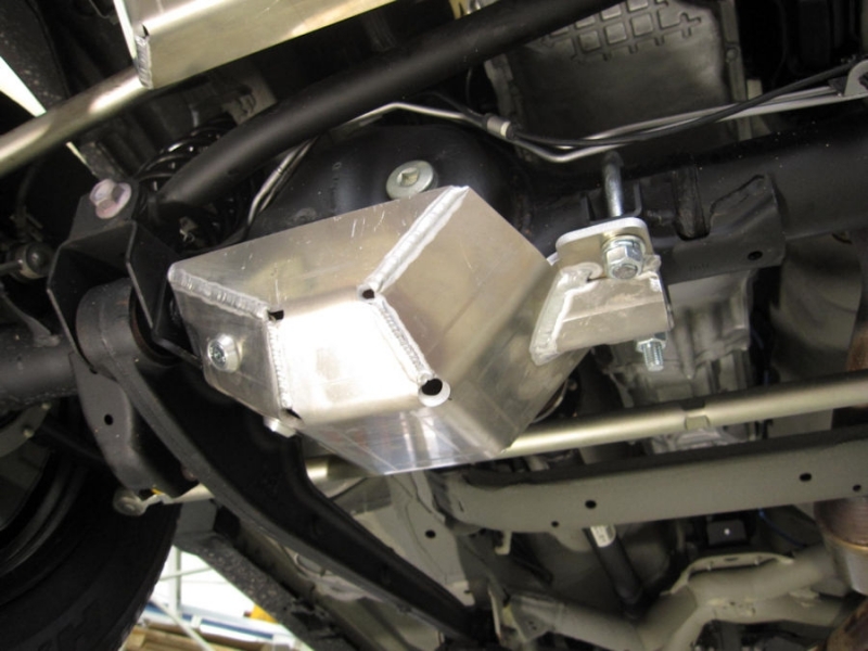 BLINDAGE DIFF&Eacute;RENTIEL AVANT ALUMINIUM 6MM POUR SUZUKI JIMNY GJ A PARTIR DE 2018