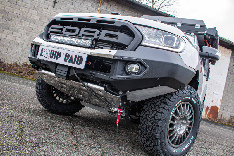 PARE CHOC DE REMPLACEMENT RHINO4X4 EVOLUTION 3D NOIR POUR FORD RANGER A PARTIR DE 2019 AVEC PER&Ccedil;AGE POUR RADAR ET LAVE PHARES