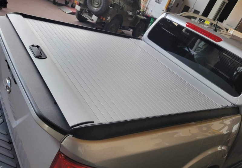 COUVRE BENNE ROLL TOP COVER D'OCCASION EVO M MOUNTAIN TOP POUR NISSAN NAVARA D23 DC NP300 2016>