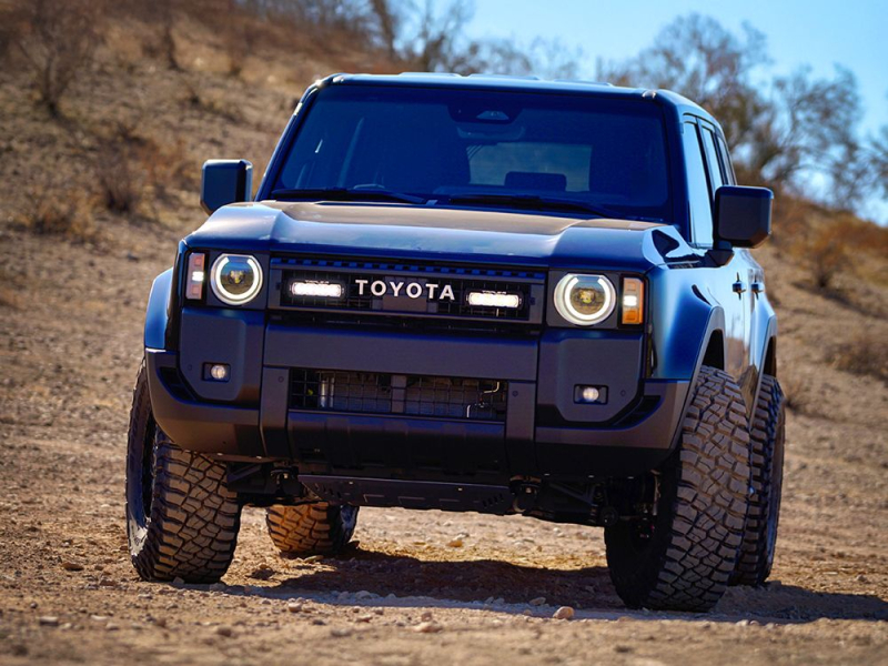 KIT ECLAIRAGE LED LAZER LONGUE PORTEE ST4 EVOLUTION AVEC INTEGRATION A LA CALANDRE POUR TOYOTA LAND CRUISER 250 ( 2024+)